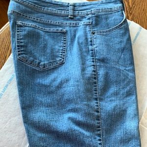 Women’s jeans